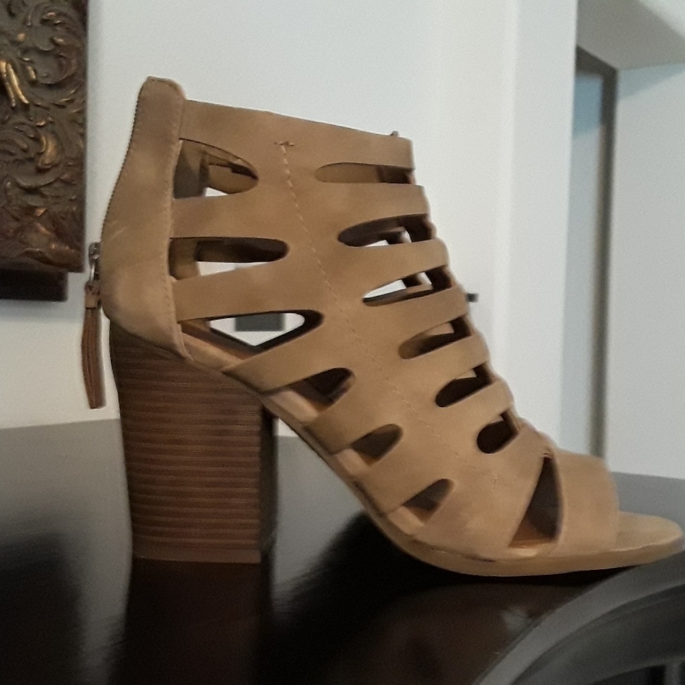 INDIGO'S LIGHT NATURAL PERKY